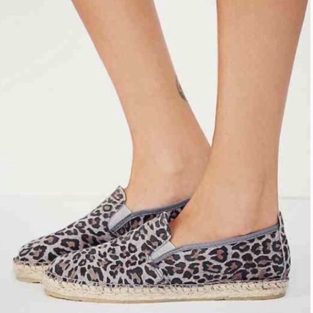 Free people canyon panther gray leopard print slip on espadrille shoes Sz 39